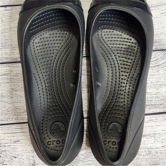 Womens Crocs Alice Black Patent Cap Toe Casual Comfort Ballet Flats Size 9 - Picture 6 of 14